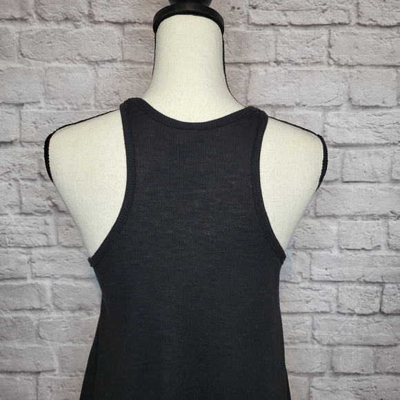 Free People top women's black swing tank racerback scoop neck size XS - Picture 8 of 10